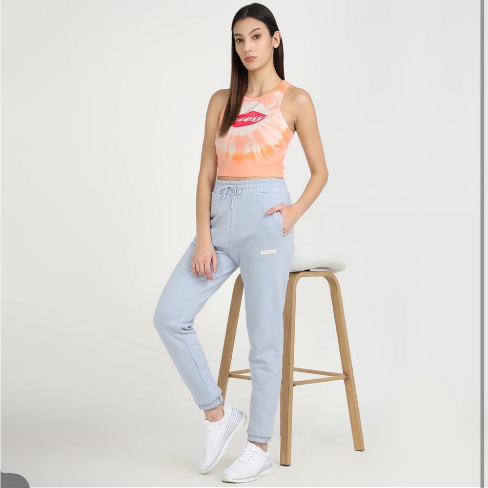 ⭐️3 for $20 GUESS Women's Sleeveless Lips Logo Tank